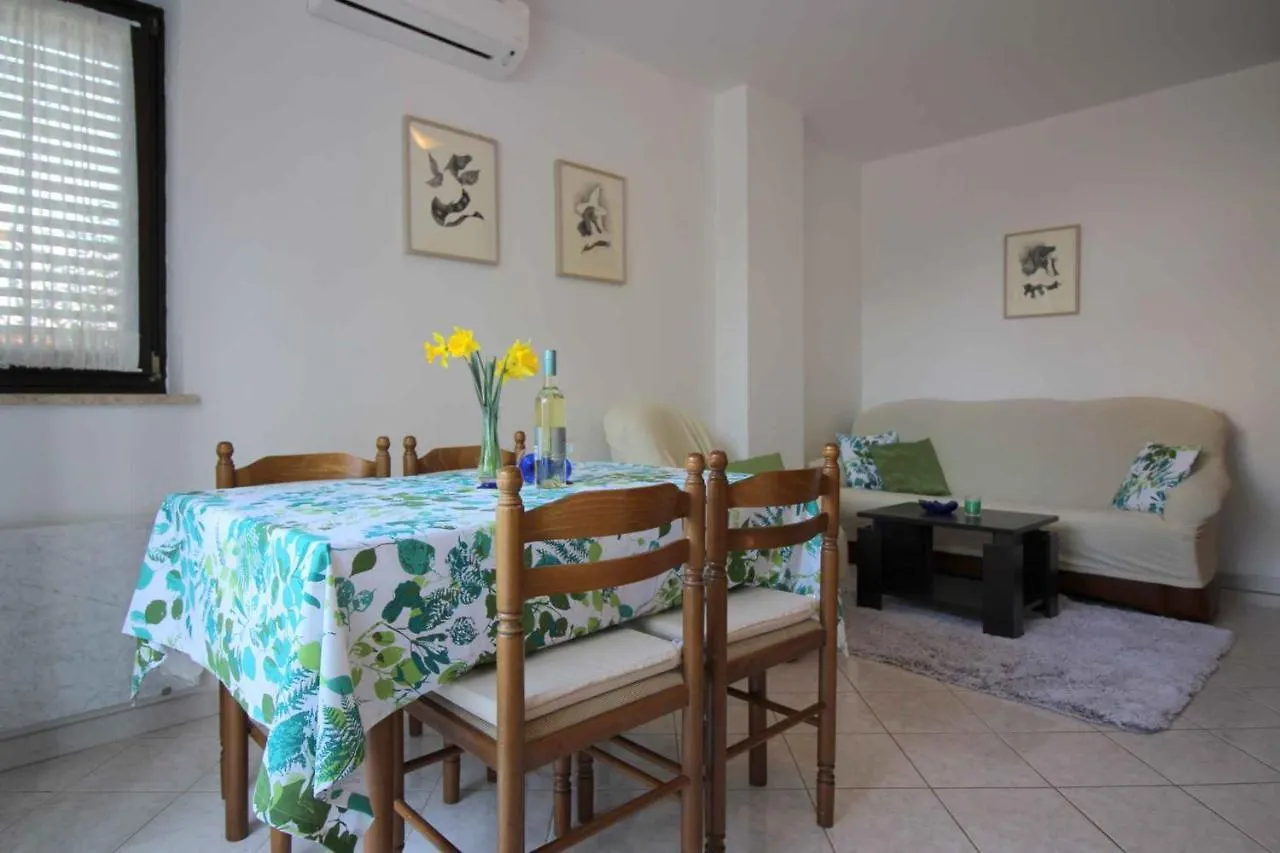 Apartment In Porec/Istrien 36682  Porec